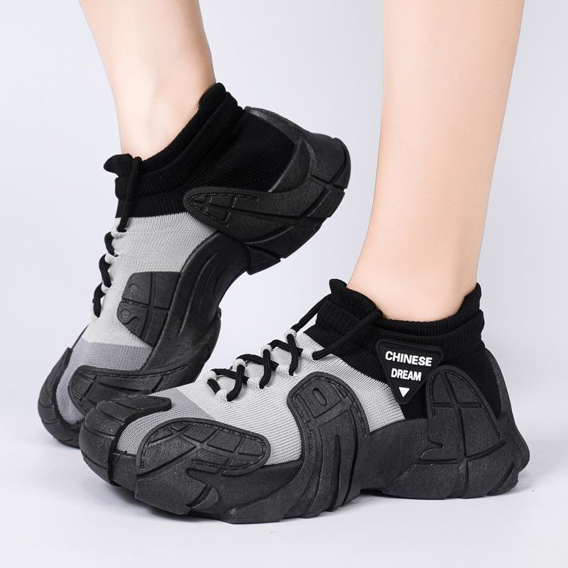 Men's shoes new thick-soled lightweight fly-woven socks casual shoes youth fashion couple sports shoes