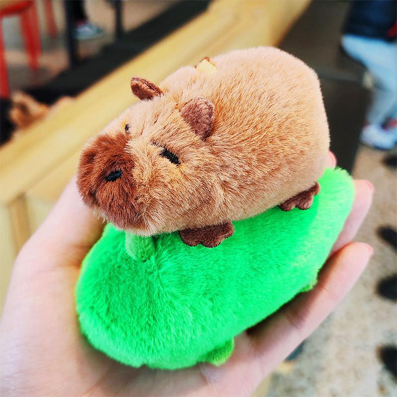 

Причудливый брелок Капибара Веселье Выпускной и День учителя Capybara