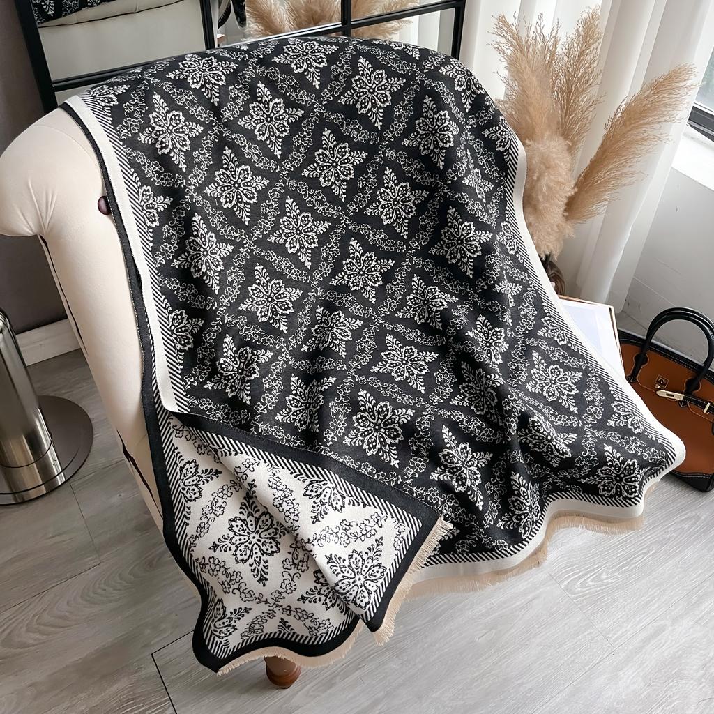Luxury  Two-Sided Ethnic Style Scarf Pashmina Cashmere Soft Warm Fringe Pashmina Shawl Winter Coldproof Windproof Blanket
