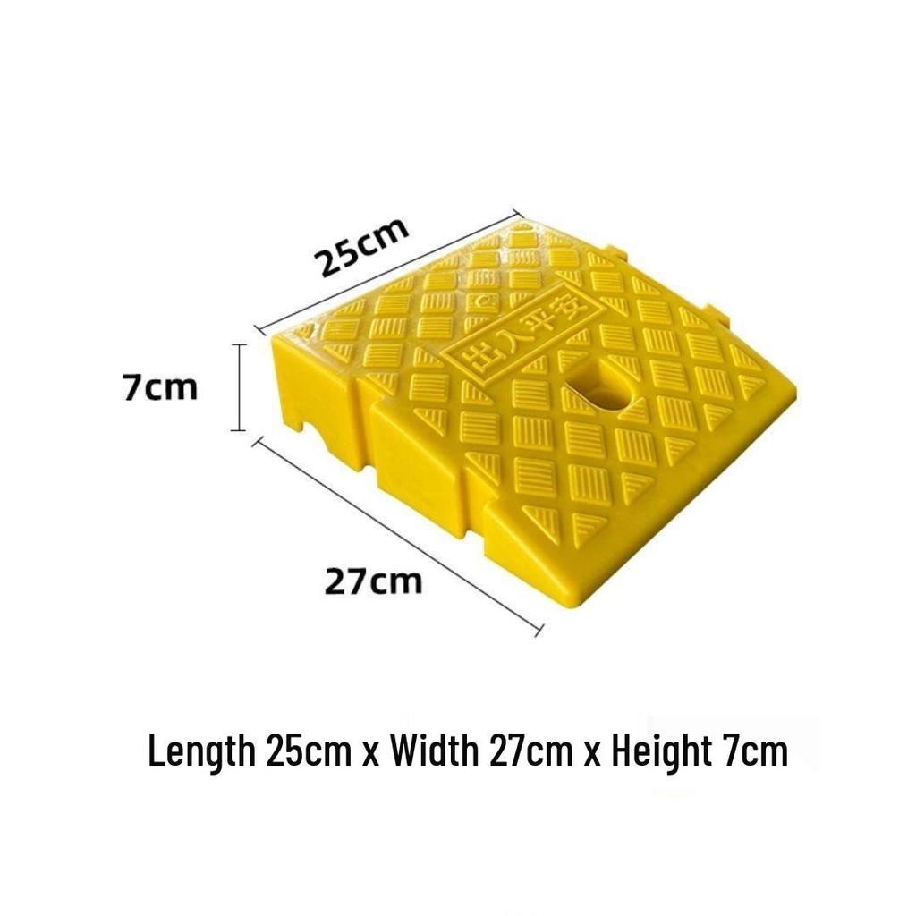 Car Sill and Roadside Plastic Uphill Triangle Speed Bump Mat