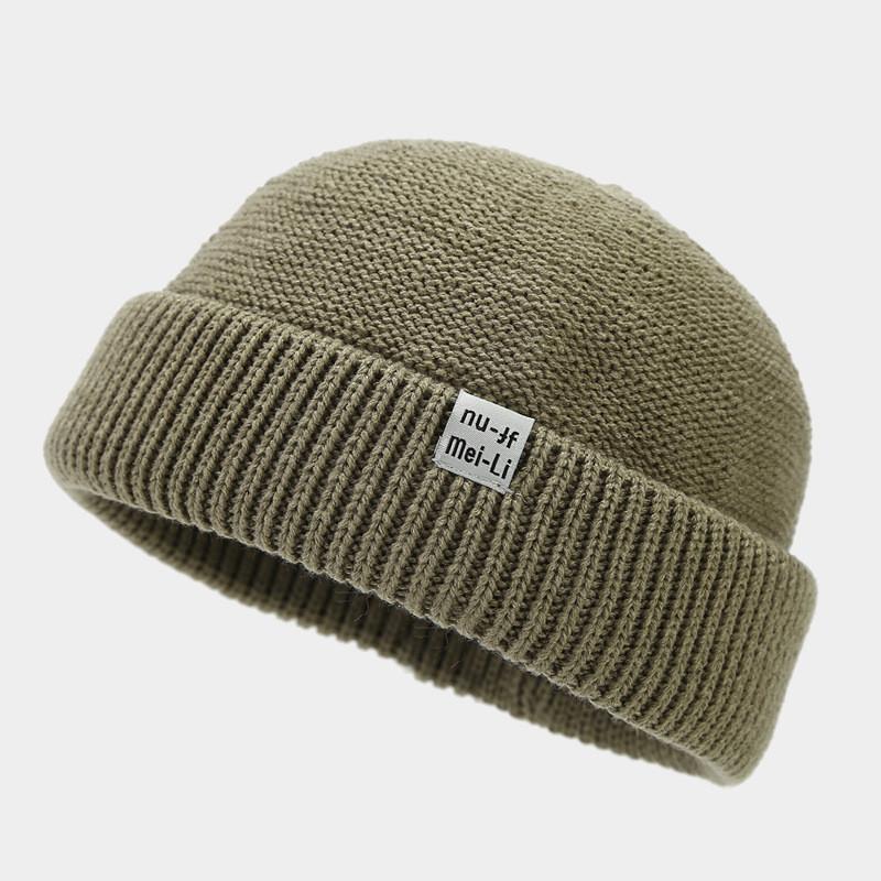 

Hand Knitted Letter Beanie Hat For Winter Warmth And Sun Protection For Men And Women зелений