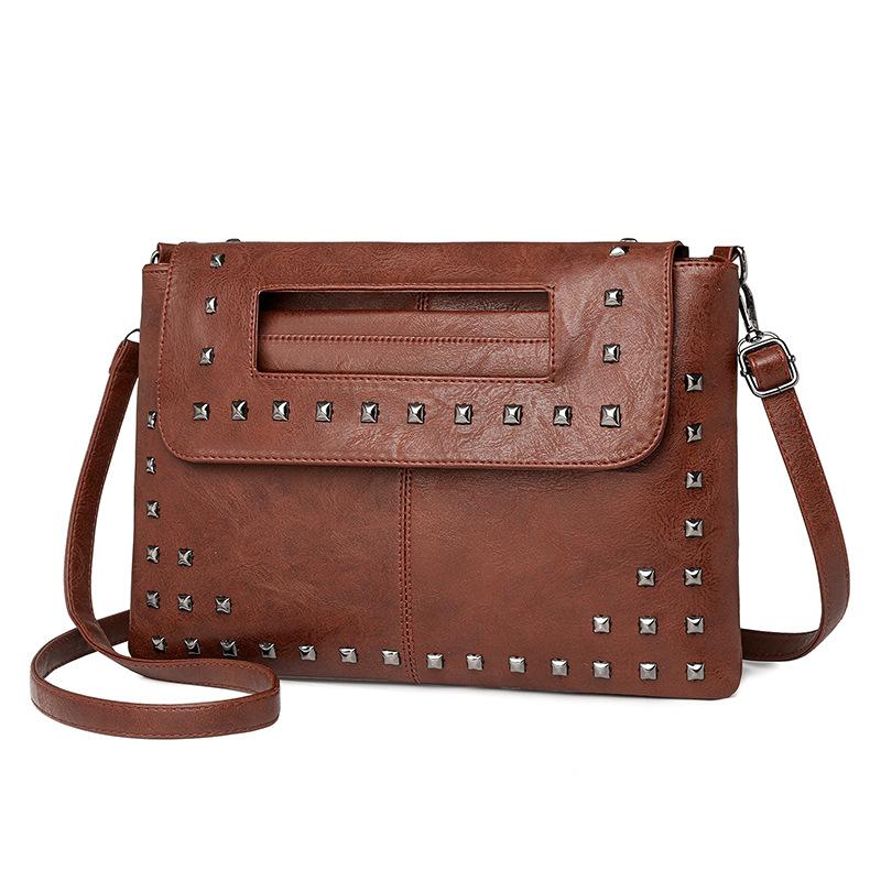 Rivet Envelope Bag Women's Shoulder Crossbody Bag Large Capacity Mobile Phone Coin Purse