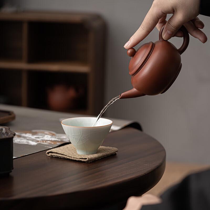 Su's Ru Kiln Eggshell Blue Crackled Tea Cup Set (8-piece)