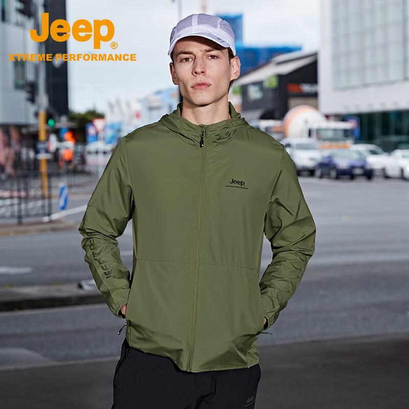 JEEP Men s Lightweight Windbreaker L