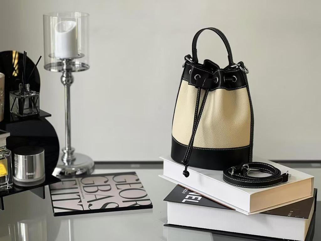 High-End Genuine Leather Patchwork Bucket Bag: Drawstring, Fashionable Design, Women’s Simple Casual Crossbody Handbag