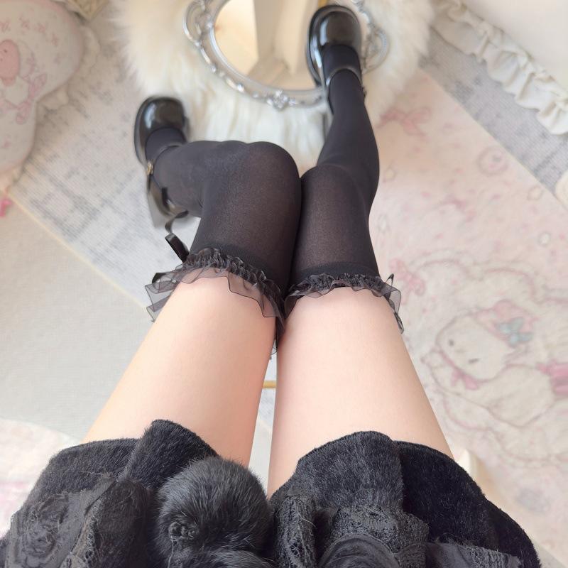 Fungus Edge Bow Knee Socks