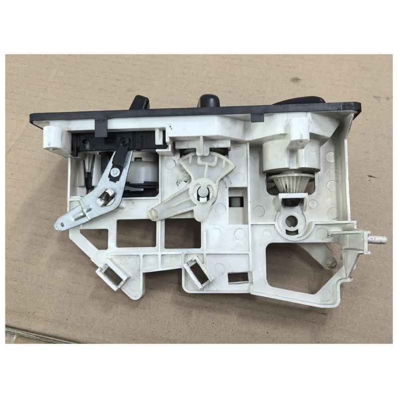 Car Air Conditioning AC Switch Heater Control Knob Control Panel For Mitsubishi Pajero Montero V31 V32 V33 V43 MR218469