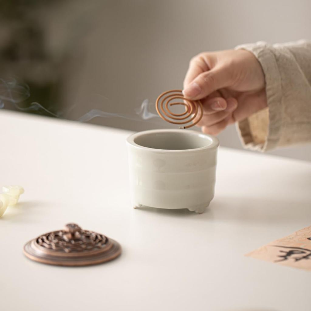 Stylish Ceramic Incense Burner with Lid, Metal Mesh, and Spiral Incense Sticks, Cones, and Container, Ideal for Buddhist Altars, Pets, Yoga, Reading,