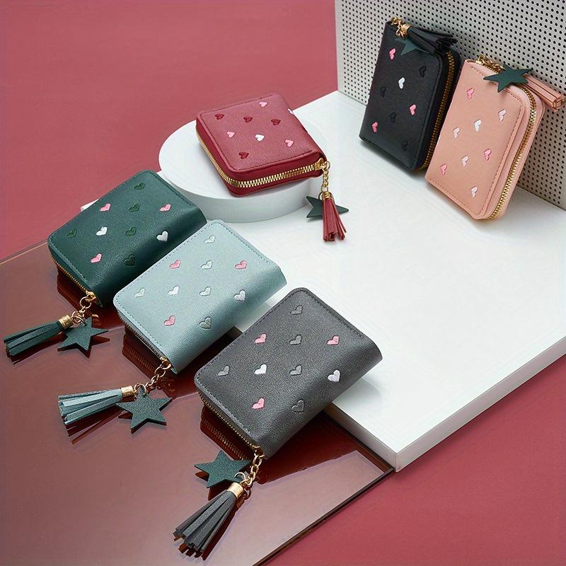 Skórzana torba na karty Mini portfel damski klips na pieniądze haftowana miłość wielofunkcyjny portfel damski krótki certyfikat torby do przechowywania