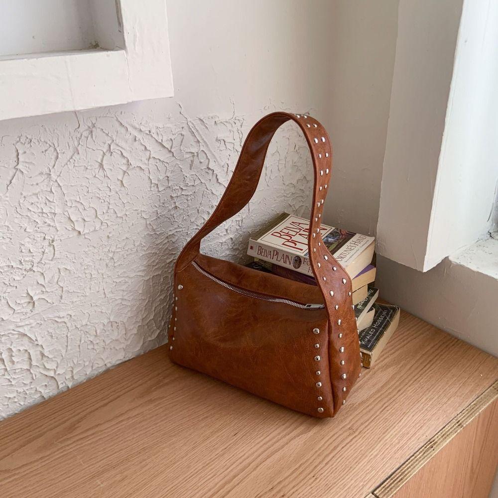 Spicy Girl Style Pillow Underarm Bag Leisure Commuting Shoulder Bag Retro Rivet Handbag  Girls