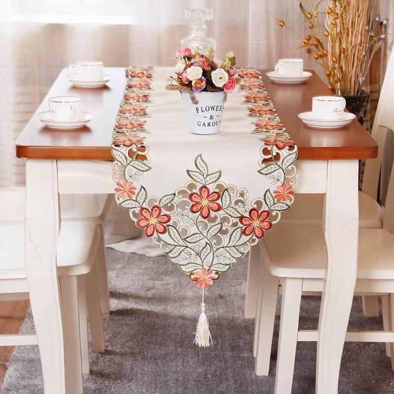 European Embroidery Hollow Table Flag Pastoral Embroidery Fabric Spring Flower Tv Cabinet Coffee Table Tablecloth