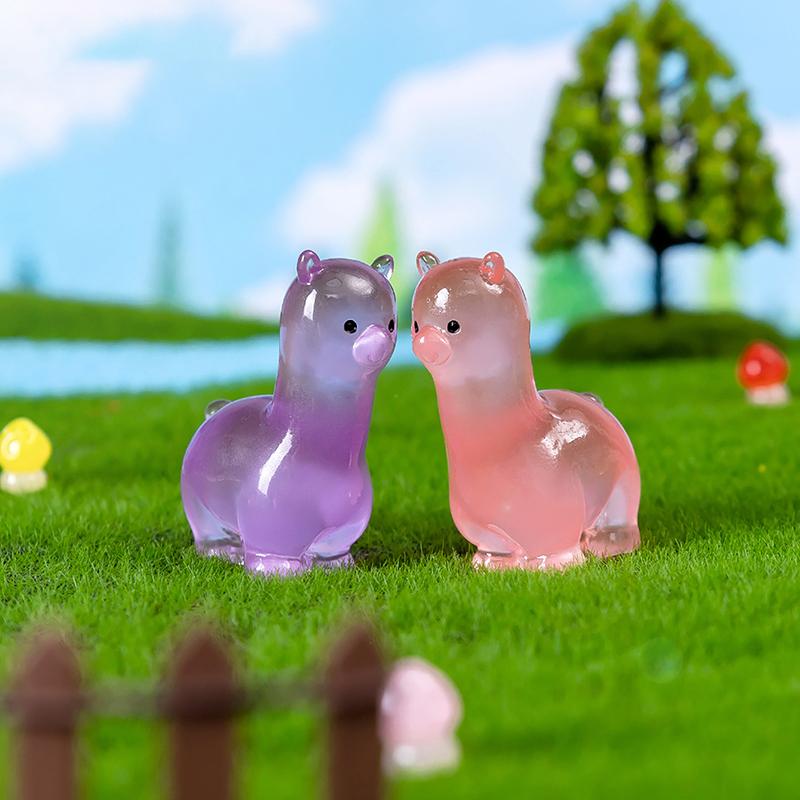 Glow In Dark Simulated Alpaca Decorative Accessories Environmental Resin Car Ornaments Mini landscape