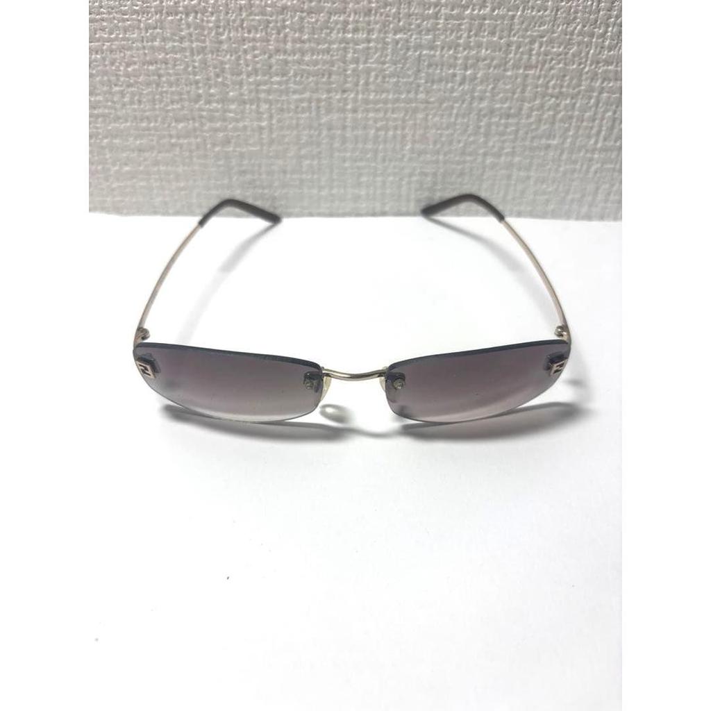 Used Now 31 FENDI Fendi sunglasses with case Good condition