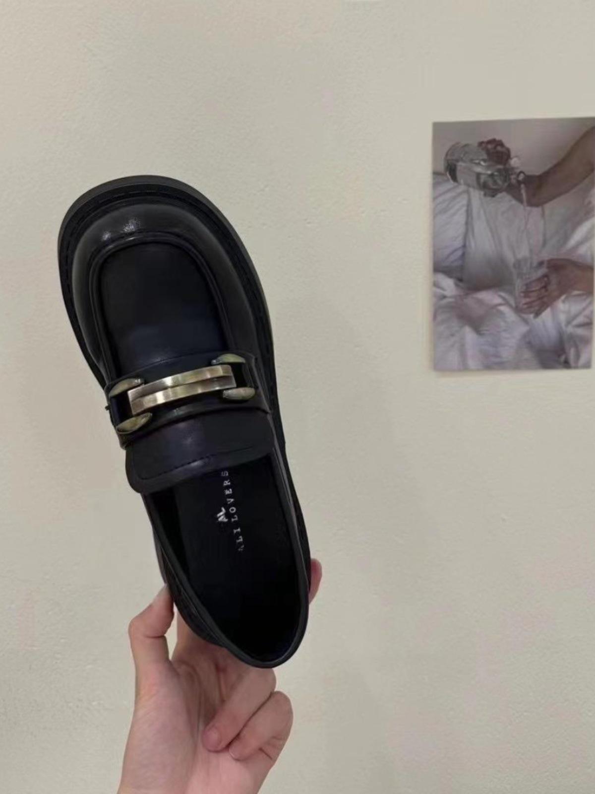 

Женские лоферы на платформе из мягкой кожи, новая весна 2025, в британском стиле, маленькие кожаные туфли, туфли-одинарки на одном ремешке, женские туфли Мэри Джейн 39 чёрный