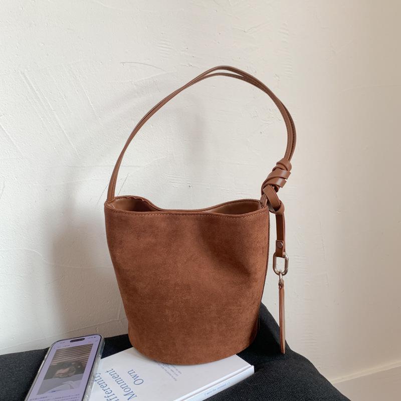 Осенняя замшевая сумка-тоут для commuters 2025 - Большая вместимость для студенток коричневый