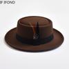 NEUER Vintage Pork Pie Hut Herren Gerollte Krempe Filz Fedora Hut mit Feder Gentleman Kirchenkappe Trilby Jazz Hüte