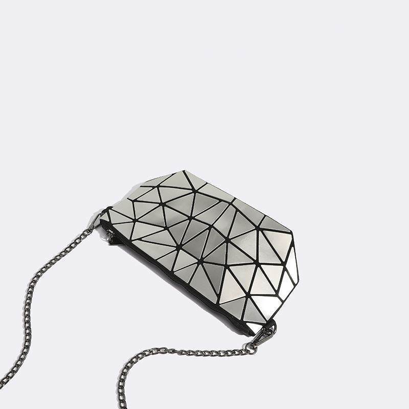 Bag Women's 2025 New Summer New Fashion Simple Geometric One Shoulder Crossbody Portable Mini Rhombus Small Bag