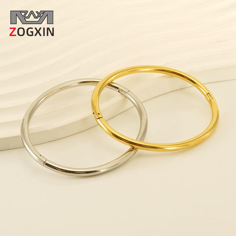 

Golden Oval Titanium Steel Non-Fading Versatile Bangle - European and American Style Bracelet 18K