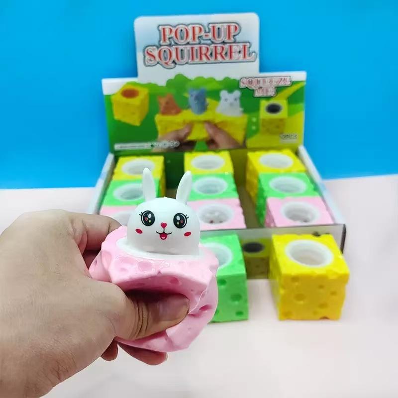 Lustiger Kürbis Eichhörnchen Astronaut Block Squeeze Anti-Stress Spielzeug Versteckspiel Figuren Stressabbau Fidget Spielzeug Für Kinder Erwachsene
