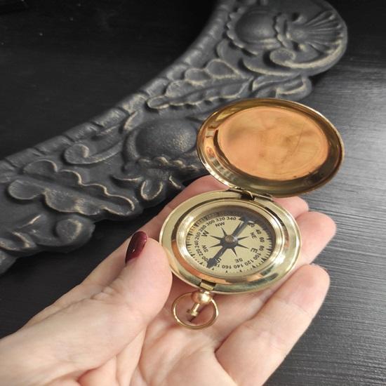 Push Button Pocket Compass Brass Polishing 5.08 cm