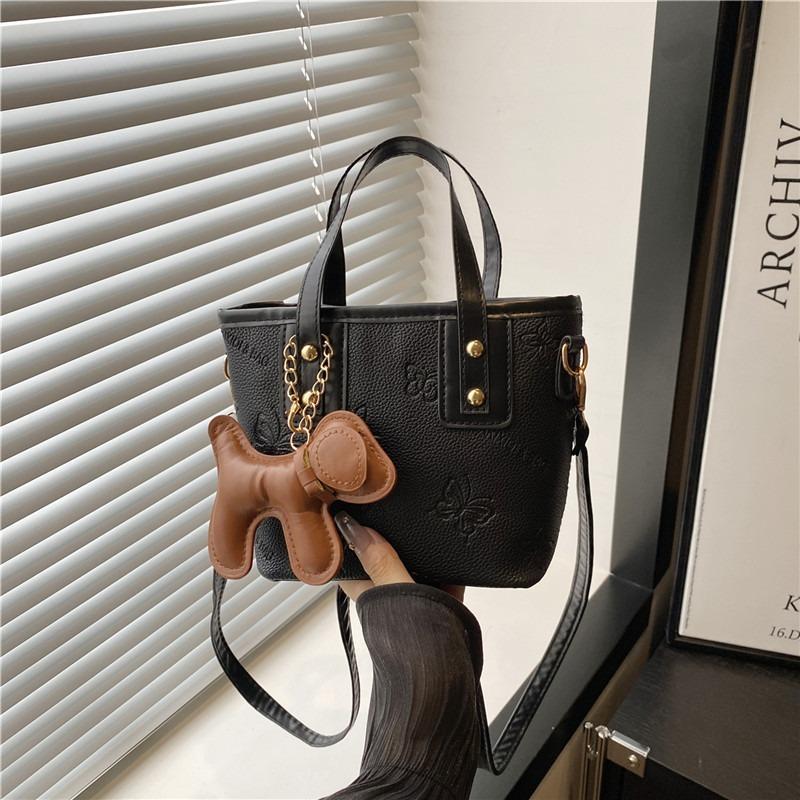 Today's popular handbag bag women's new bucket bag elegant casual texture single shoulder messenger bag