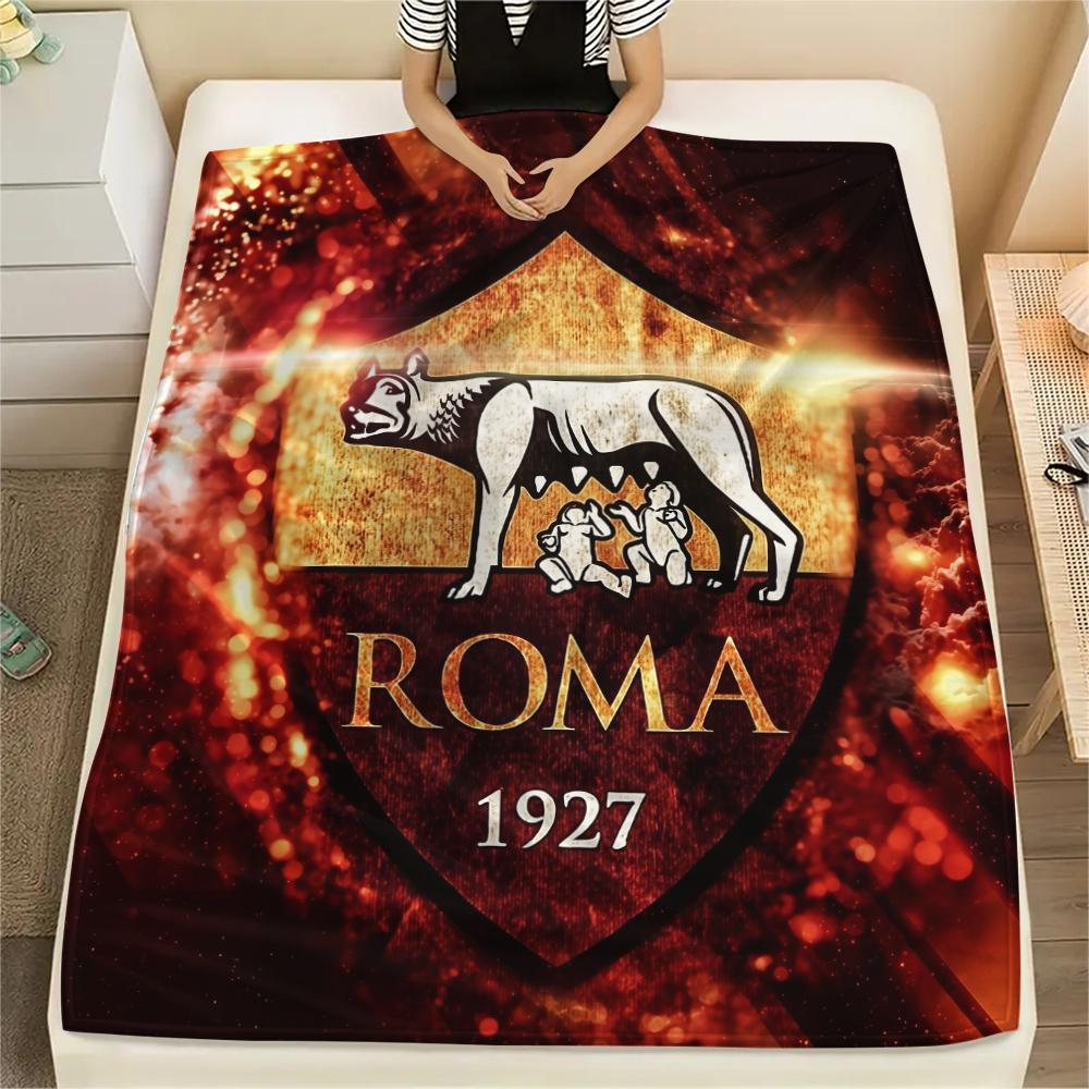 Logo echipă AS Roma, model Pătură de Flanelă, Calitate înaltă Confortabilă pentru Toate Anotimpurile, Decor Casă, Căldură și Confort, Perfectă pentru Cadouri.