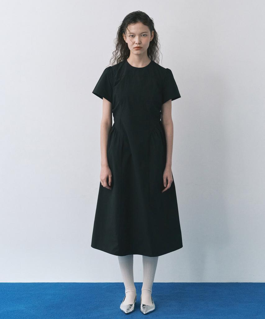 MAIS Mais Puff Sleeve Dress / Black