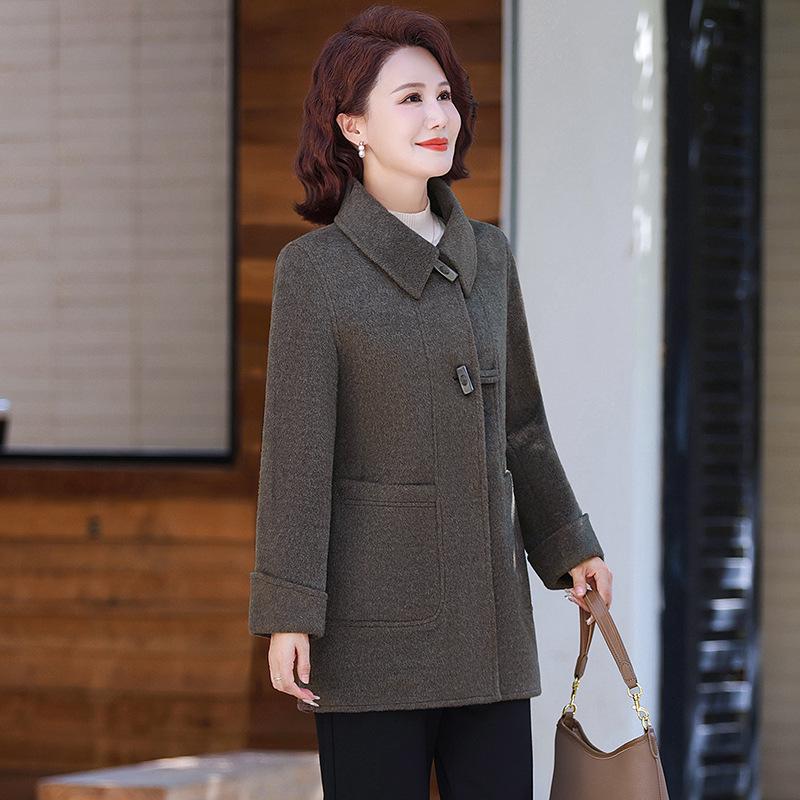 Spring and Autumn 2026 Women's Lapel Jacket - Stylish & Loose Fit for Middle-Aged & Elderly