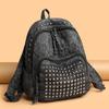 Mochila com Rebites Mochila Punk de Brim