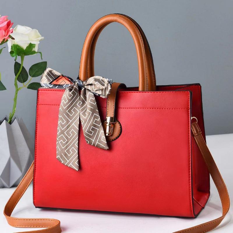 Fashion Women's Bag Large Capacity Messenger Mother Model Solid Color Simple Texture Small Bag