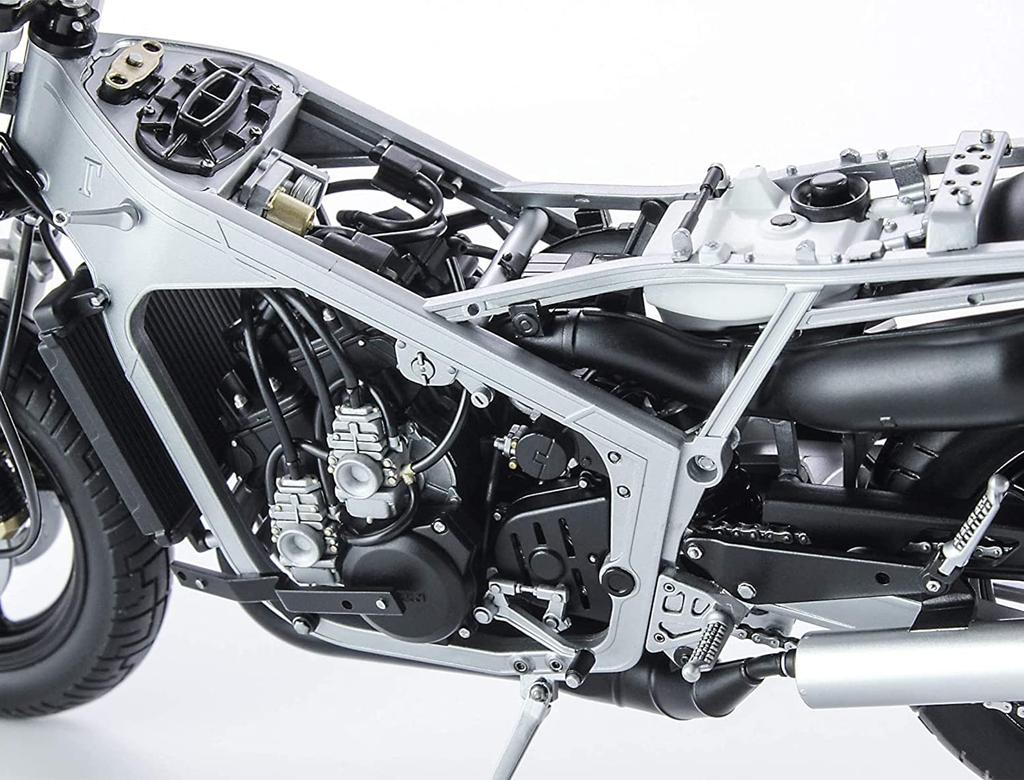 Hasegawa Bike Series Suzuki RG400 Gamma Early Type Plastikmodell BK9 1/12