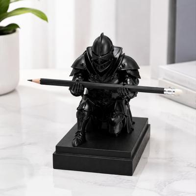 PLA 3D-gedrucktes Ornament Ritter Stifthalter Schreibtisch-Organizer, Mittelalterliche Rüstungsfigurine, Einzigartiges Kreatives Geschenk für Studenten Stift Büro Dekoration, Männer