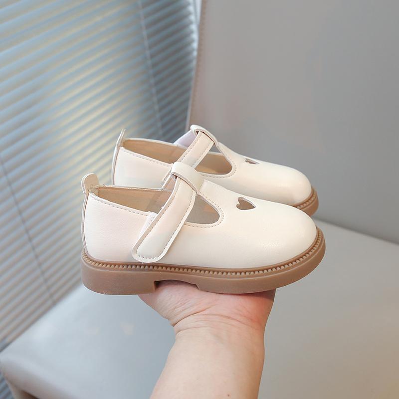 Spring Autumn New Girls Princess Leather Shoes Toddlers Baby Kids Flats T-strap Cut-outs with Heart Hollow Cute Sweet Soft