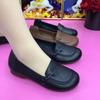 Leather single shoes women's 2025 new autumn soft leather soft-soled middle-aged and elderly mother shoes comfortable flat-soled non-slip wide-f