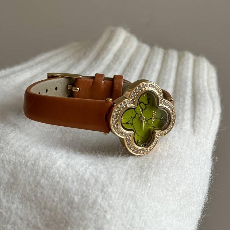 9758 Vierblättriges Kleeblatt Stahlarmband Uhrenarmband Damenuhr
