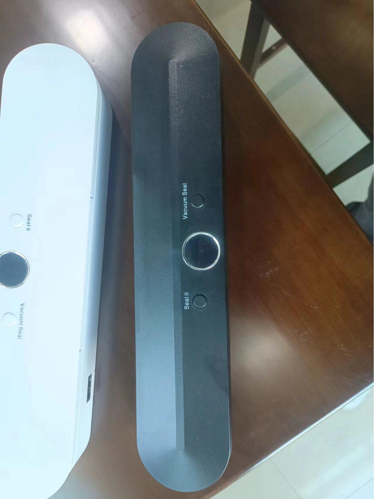 

Автоматический вакуумный упаковщик для сухих и влажных продуктов - Компактная бытовая модель China Plug чёрный