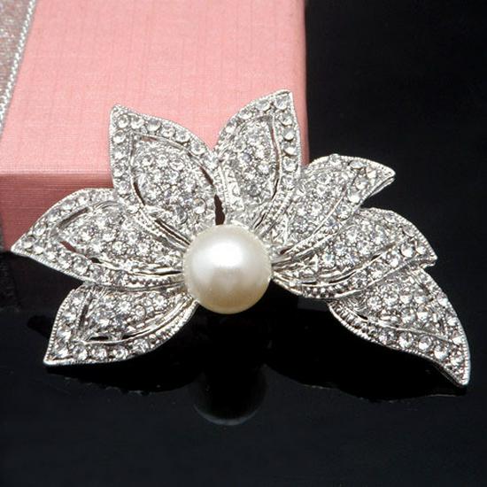 Elegant Electroplated Pearl Butterfly Wedding Brooch B814