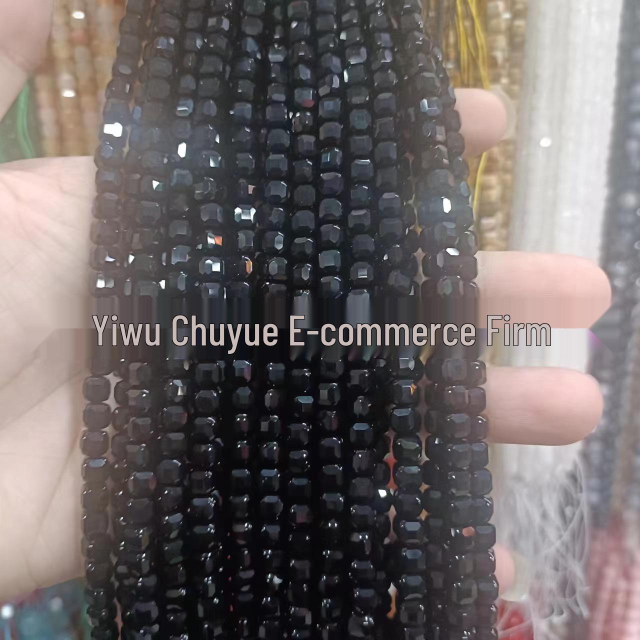 

Граненые кубики из натурального камня 6x6 мм для изготовления украшений своими руками 6mm (Approx. 61 beads per strand)