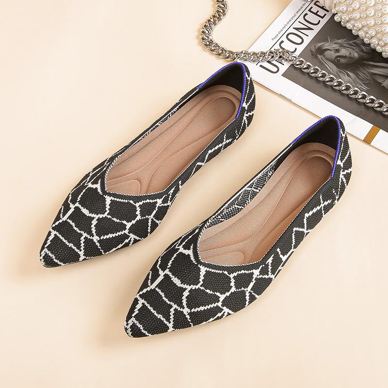 Fliegende gewebte Damen-Einzelschuhe neuer Frühling spitzgestrickte Schuhe flacher Boden flacher Ausschnitt bequeme Doudou-Schuhe große Größe Damenschuhe