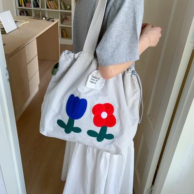 New Shoulder Bag Handbag Knock Well with Hand-sewn Embroidery Three-dimensional Splicing Flower Shoulder Bag Bag