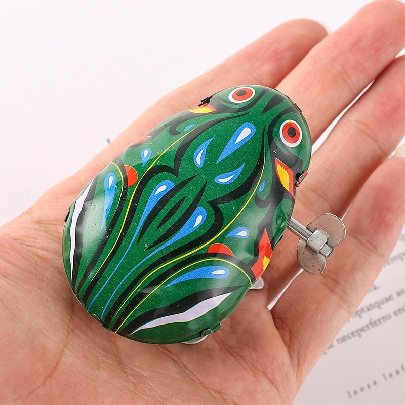 Оптовая продажа заводной прыгающей куклы Tin Frog и других ностальгических жестяных игрушек Old tin frog