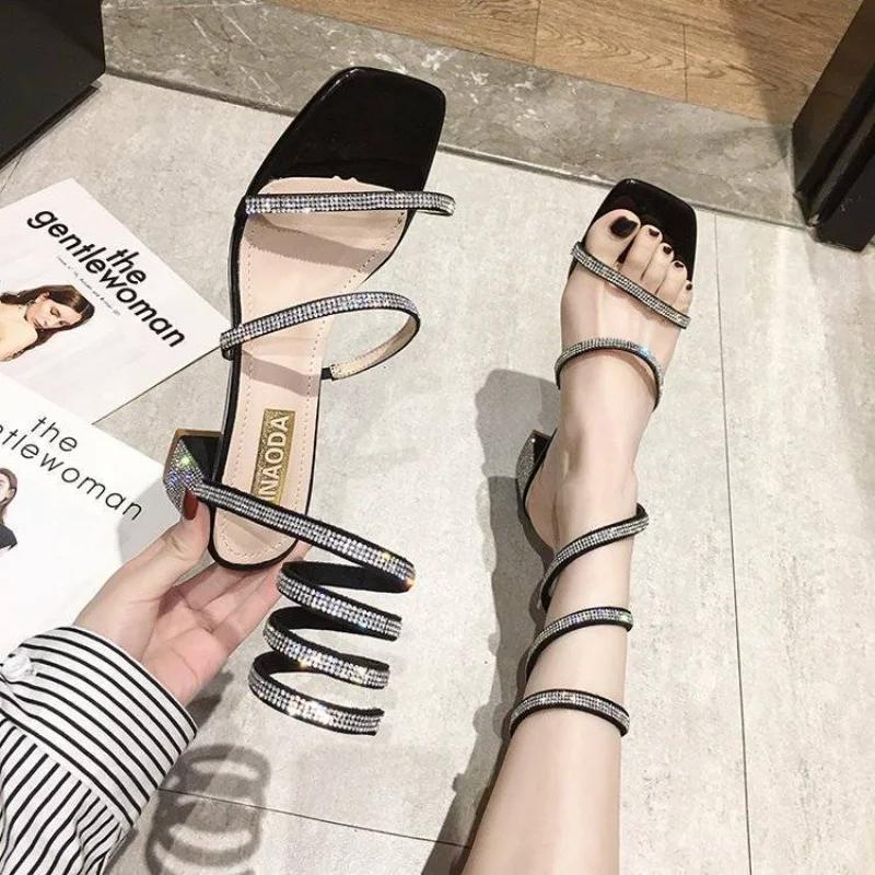 Fashion Black Roman Style Sandals for Women Designer The Best Casual Woman Shoes Summer 2025 Offers Asian Size Comfortable Vip Sandal