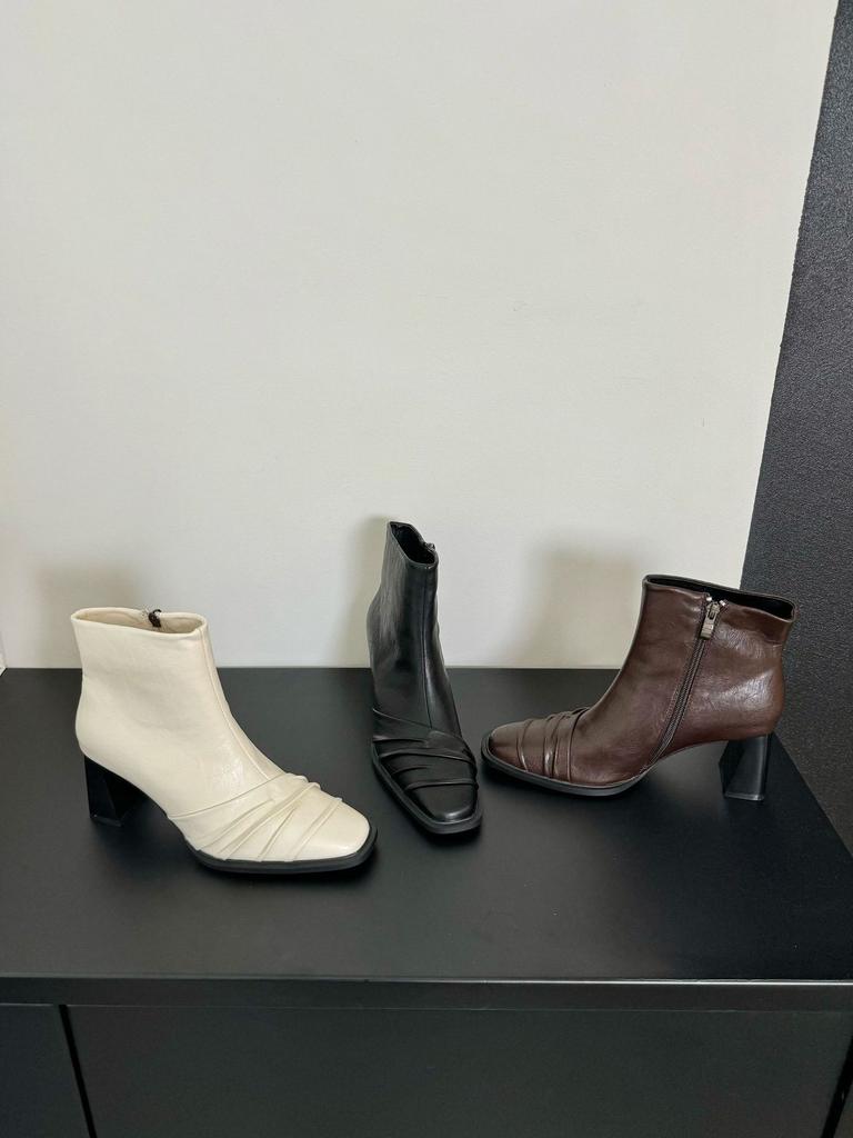 2025 new side zipper versatile high-heeled boots fashionable temperament short boots retro pleated thin boots women