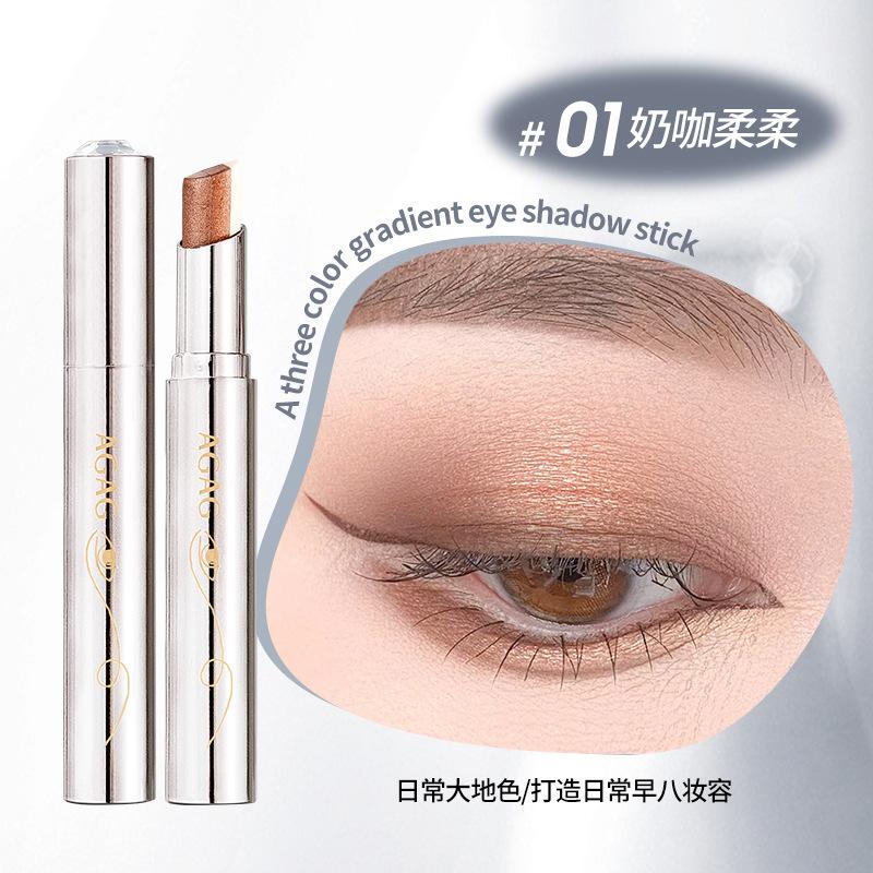 Ein dreifarbiger Lidschattenstift mit Farbverlauf für einen faulen Anfänger kann mit einem Strich einen feinen, perlmuttartigen und erdtonfarbenen Lidschatten erzeugen.