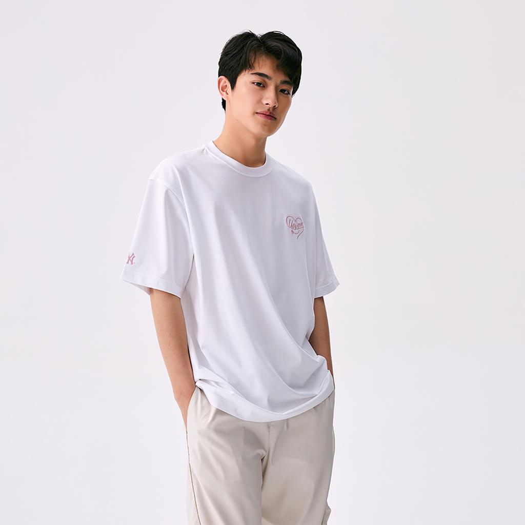 New MLB New York Yankees Heart SS25 T Shirt Unisex Ecru 3ATSH0153-50WHS