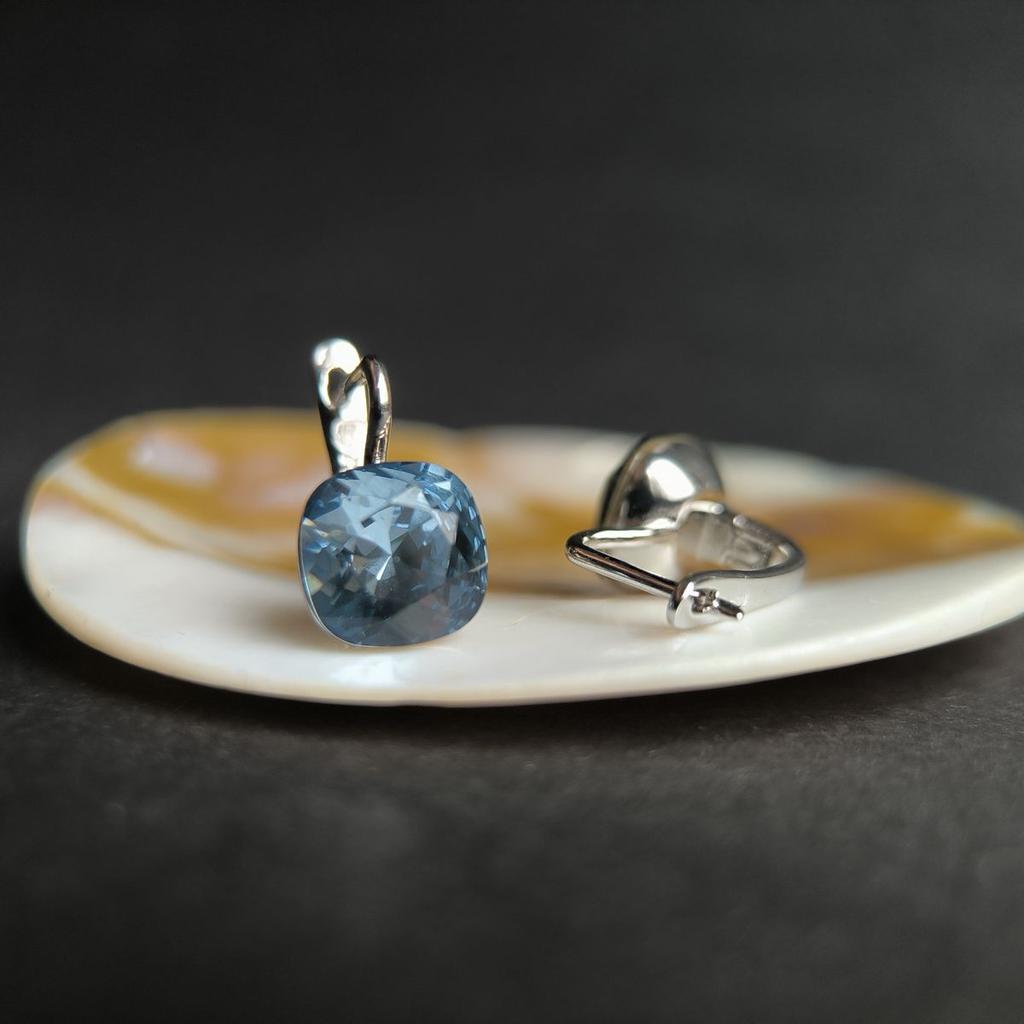 Серебряные серьги с фианитами (2146155)