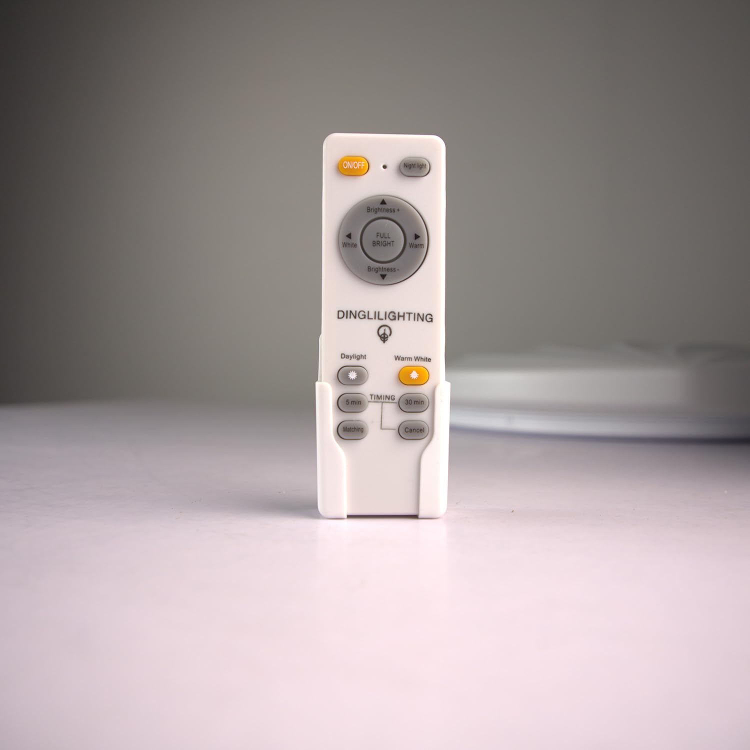 

Dimmable color remote control Easy and comfortable lighting control -