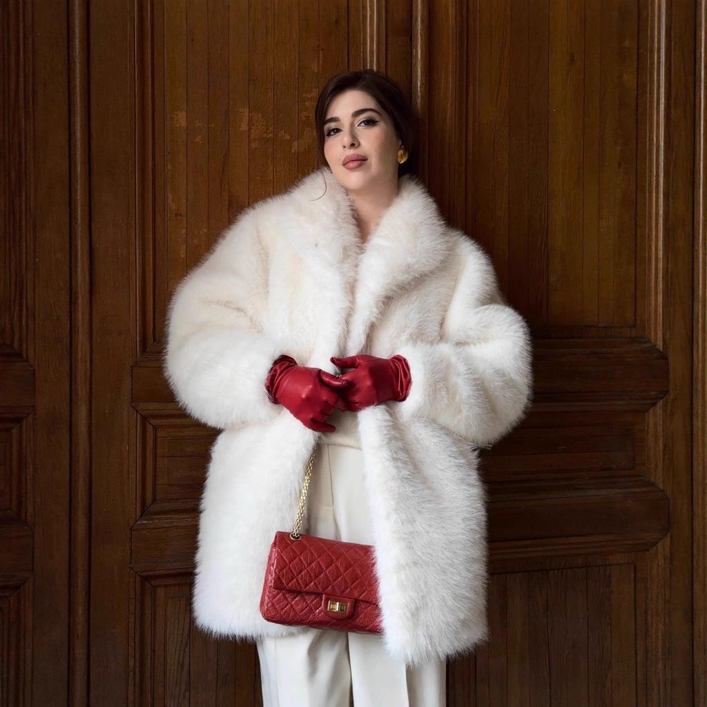 New long fox fur simulation fur winter Internet celebrity plush medium and long fur European and American style women's coat