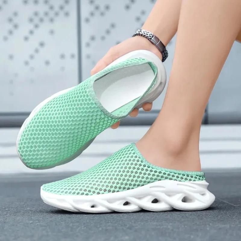 Fashion Summer Men Half Slippers Lightweight Casual Shoes Outdoor Male Flat Slippers Anti-slip Mesh Slip on Loafers Zapatillas Hombre