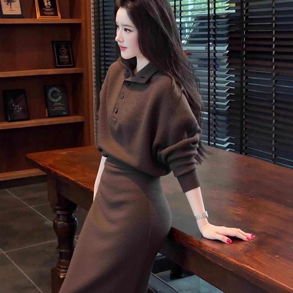 2025 Autumn Light Luxury Brown Sweater and Skirt Set - Feminine, Elegant, and Stylish